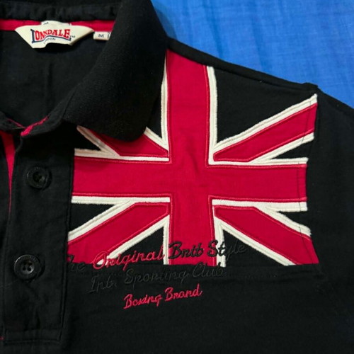 Lonsdale Polo shirt like new, size Medium, black