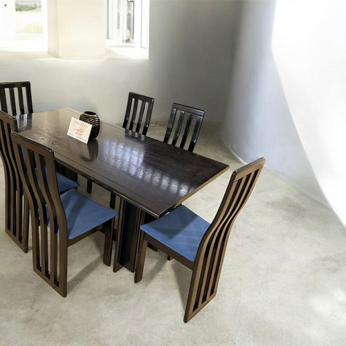 Dining set with 6 chairs in honey wood and black lacquer like new