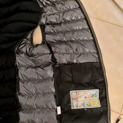 Sleeveless Quilted Jacket with Hood Large, like new, gray