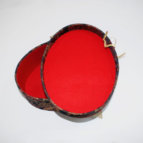 Silk fabric luxury box like new for gift or storage