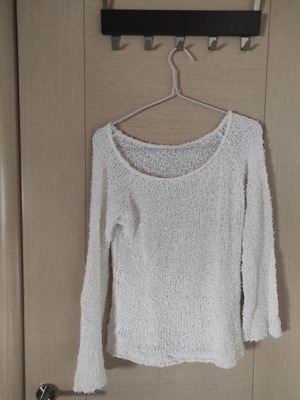 Transparent blouse used, white knitted