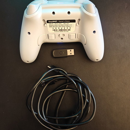 EasySMX X20 Multiplatform Gaming Controller with Trigger Lock and Hall Effect Sensors