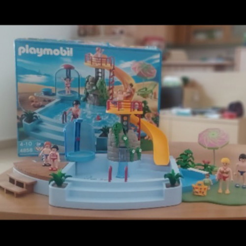 Playmobil Pool Playset like new with box