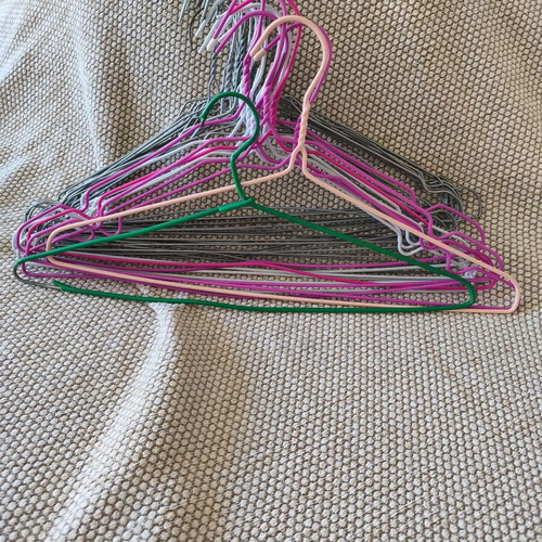 Wire Clothes Hangers new, set of 33 colorful pieces