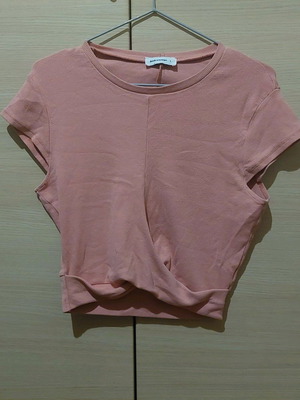 Pink Woman short pink (rotten apple) top like new, Size Large