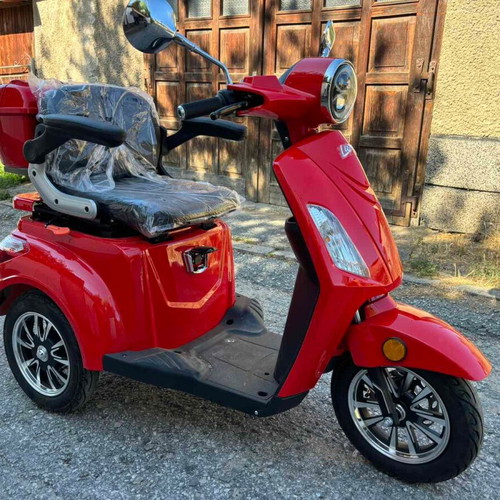 Luxor electric tricycle, only 8 km mileage