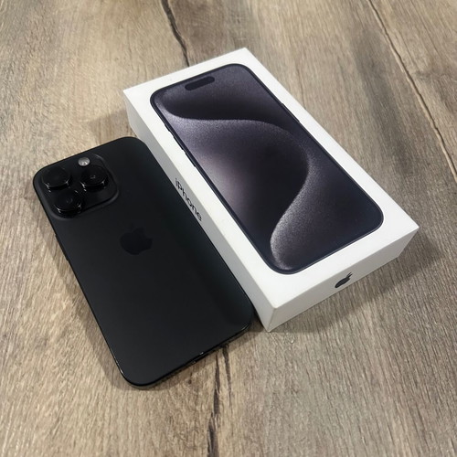 iPhone 15 Pro 256GB like new, black