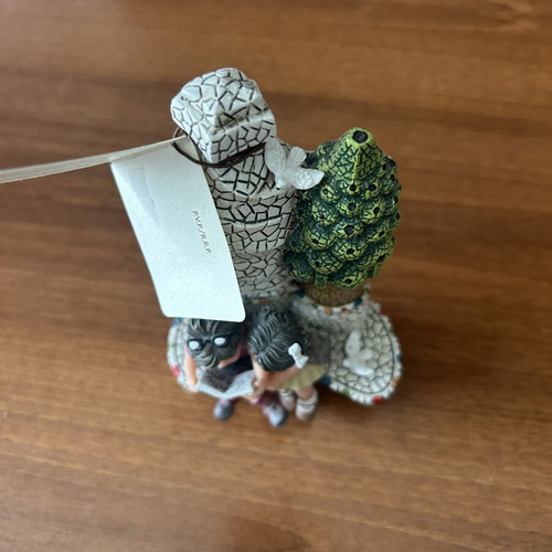 Nadal Studio Gaudí porcelain figurine new, collectible decoration
