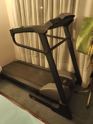 Alpine Strength Master Treadmill like new, model Mi310, 2238W