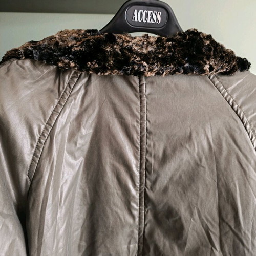 Long women's coat used, olive, size L