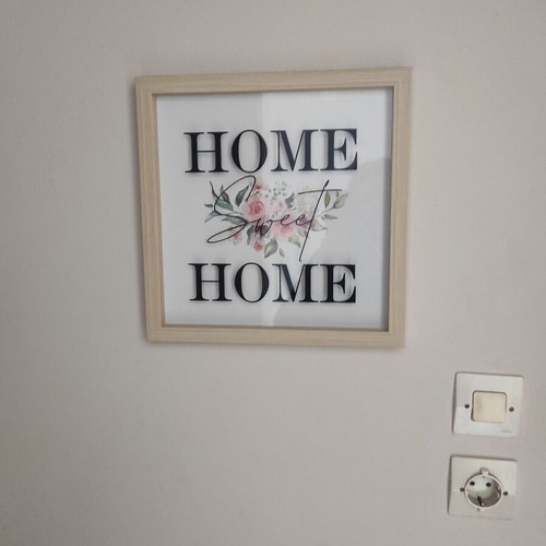 Picture frame with glass like new, 30.5 cm side