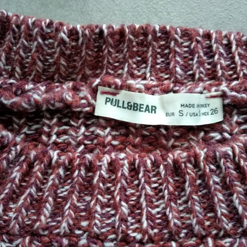 Pull & Bear cropped oversized shirt like new, burgundy and white