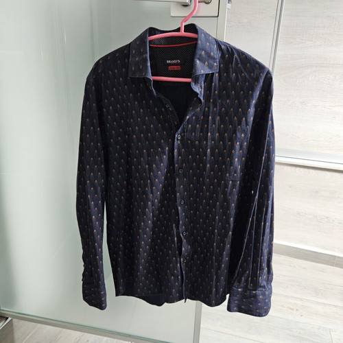 Men's shirt like new, blue, size large, medium fit