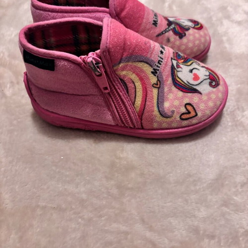 Mini Max children's slippers size 25 used, pink