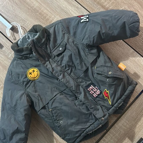 Khaki parka jacket with fur inside used, 12 months, large fit