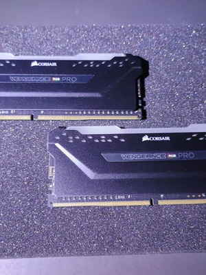 Corsair Vengeance RGB Pro 2x8GB 2933MHz μνήμη RAM