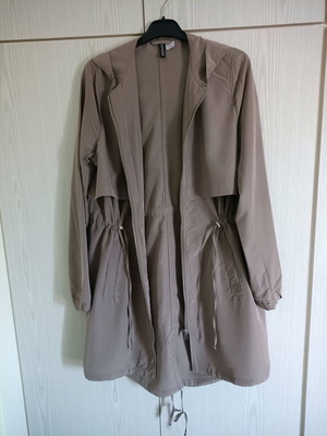 H&M Spring Trench Coat size M like new, brownish gray
