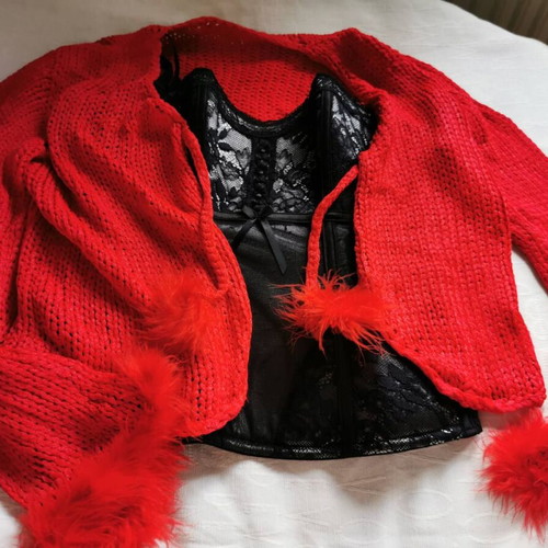 Wool cardigan with fur, red, size M