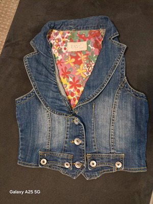 Exsy Jeans denim vest like new with back design