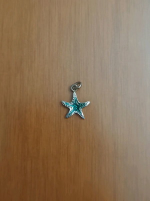 Star-shaped pendant silver 925 with green enamel