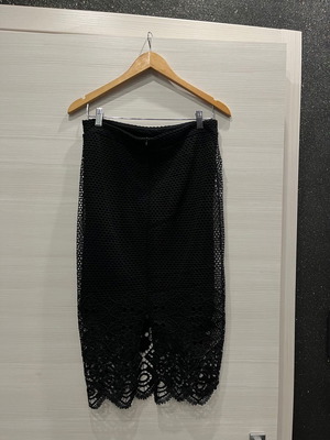 Women's midi skirt new, lace with back slit