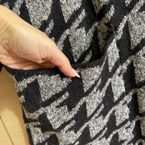 Zara μακριά πλεκτή ζακέτα με κουκούλα σε μαύρο και γκρι pied-de-poule, μέγεθος M