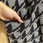 Zara μακριά πλεκτή ζακέτα με κουκούλα σε μαύρο και γκρι pied-de-poule, μέγεθος M