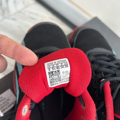 Adidas Kids Tennis Shoes Used Size 39 Black Red