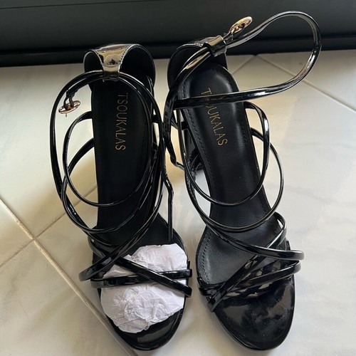 Tsoukalas Shoes patent leather sandals like new, black, size 38