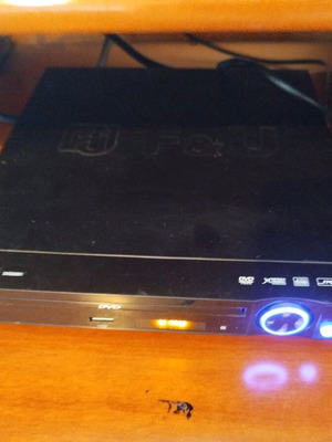 Dvd player used for parts, does not read cd or dvd