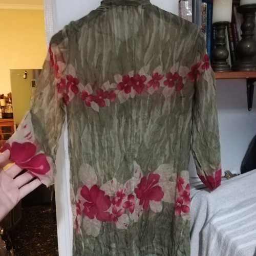 Verse long green floral shirt