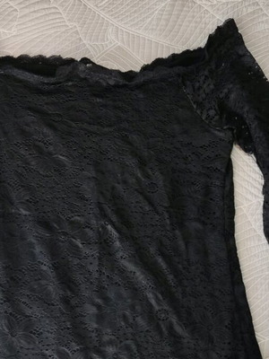 Lace blouse like new, black, size small, 3/4 sleeve