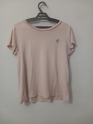 Divided pink short-sleeve blouse size S like new