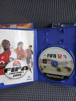 Fifa 2012 παιχνίδι PS2 μεταχειρισμένο με manual σε αυθεντικό κουτί