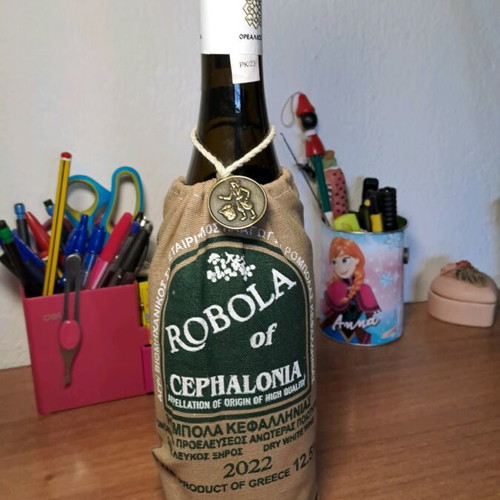 Wine bottle used, empty