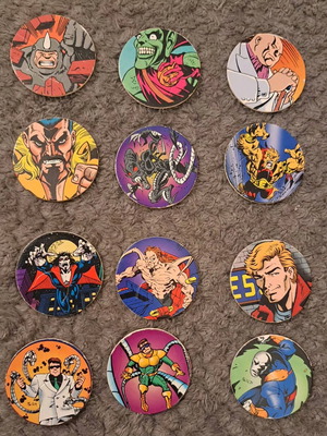 Vintage Marvel POG 1994 used caps, collection of 51 pieces
