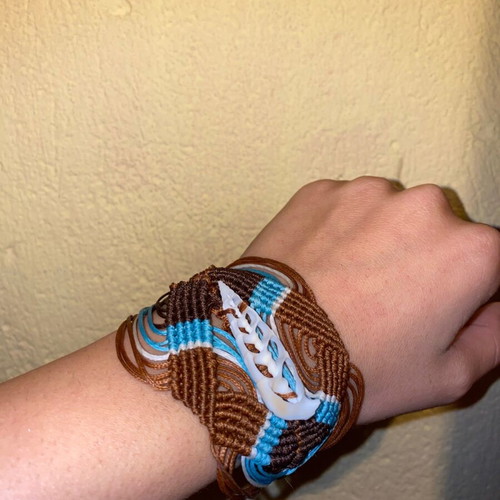 Macrame bracelet like new, handmade, blue and brown
