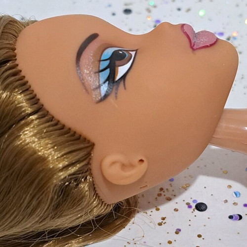 Bratz Funk'n'glow Yasmin 2nd edition nude like new with flaws