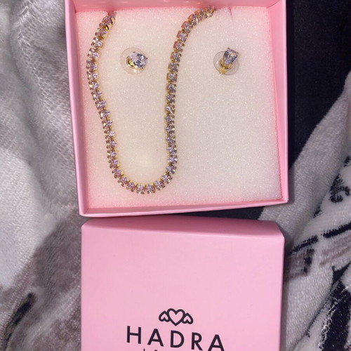 Hadra Jewels jewelry set necklace and earrings with rhinestones gold color, new