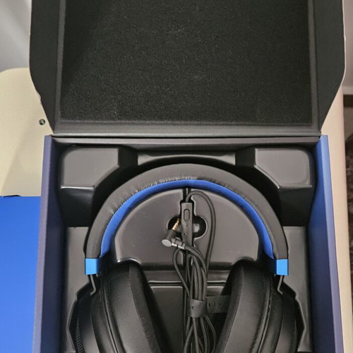 Razer Kraken for Console gaming headset like new, wired