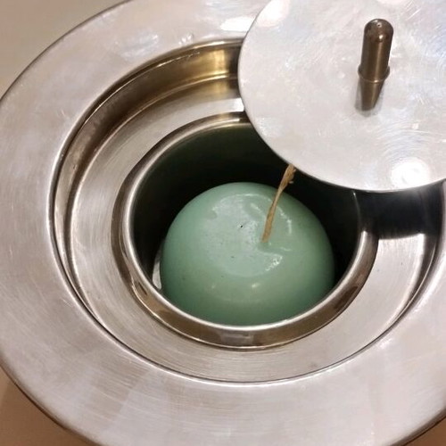 Metal candle holder with lid like new
