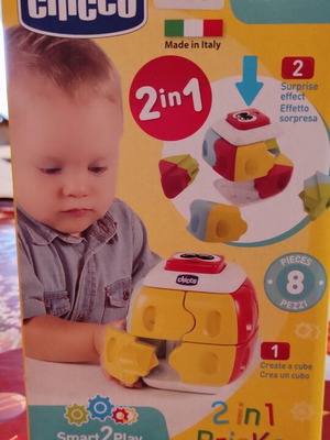 Chicco Rubik's Baby Cube like new with extra stickers