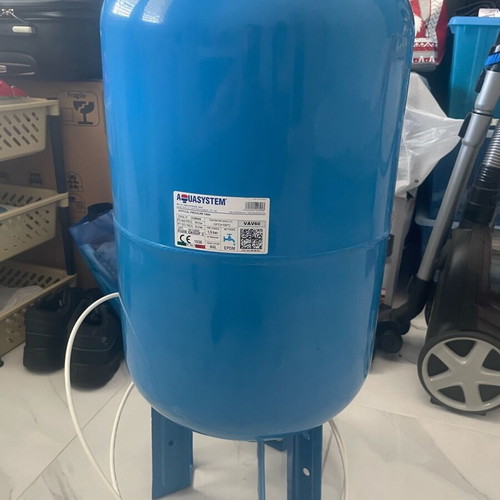 Aquasystem VAV60 Expansion Tank 60L Vertical Pressure Tank Like New