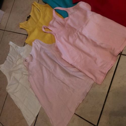 Pack of 6 used T-shirts in various colors