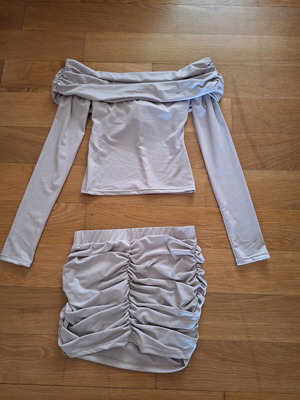 Bubblegun set skirt and top beige like new