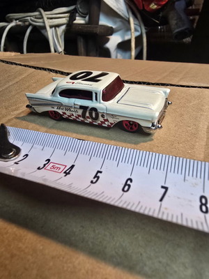 Hot Wheels '57 Chevy Bel Air 2008 Engine Revealers συλλεκτικό αυτοκινητάκι 1:64