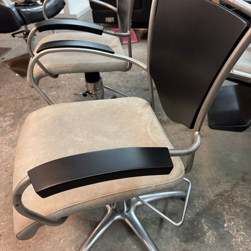 Hairdressing set with shampoo chairs Italian origin like new