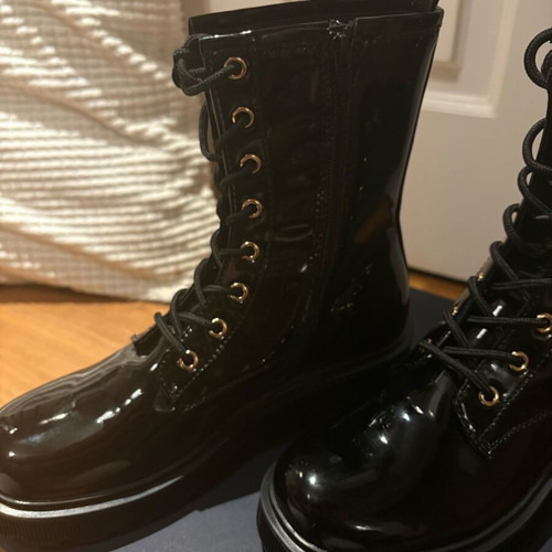 Boots type ankle boots black patent leather new, size 39
