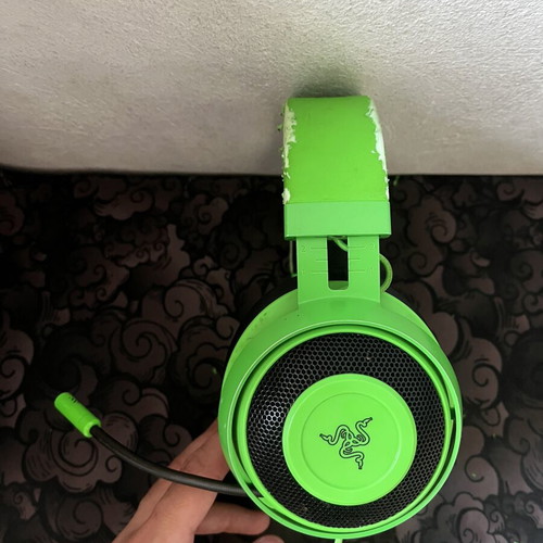 Razer Kraken headphones used, left speaker not working, wired