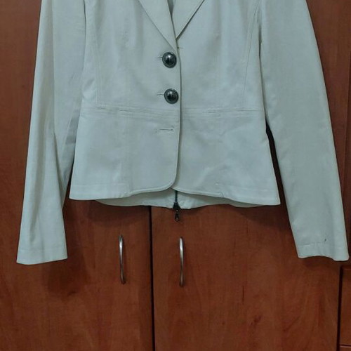White Hype jacket like new, missing one button